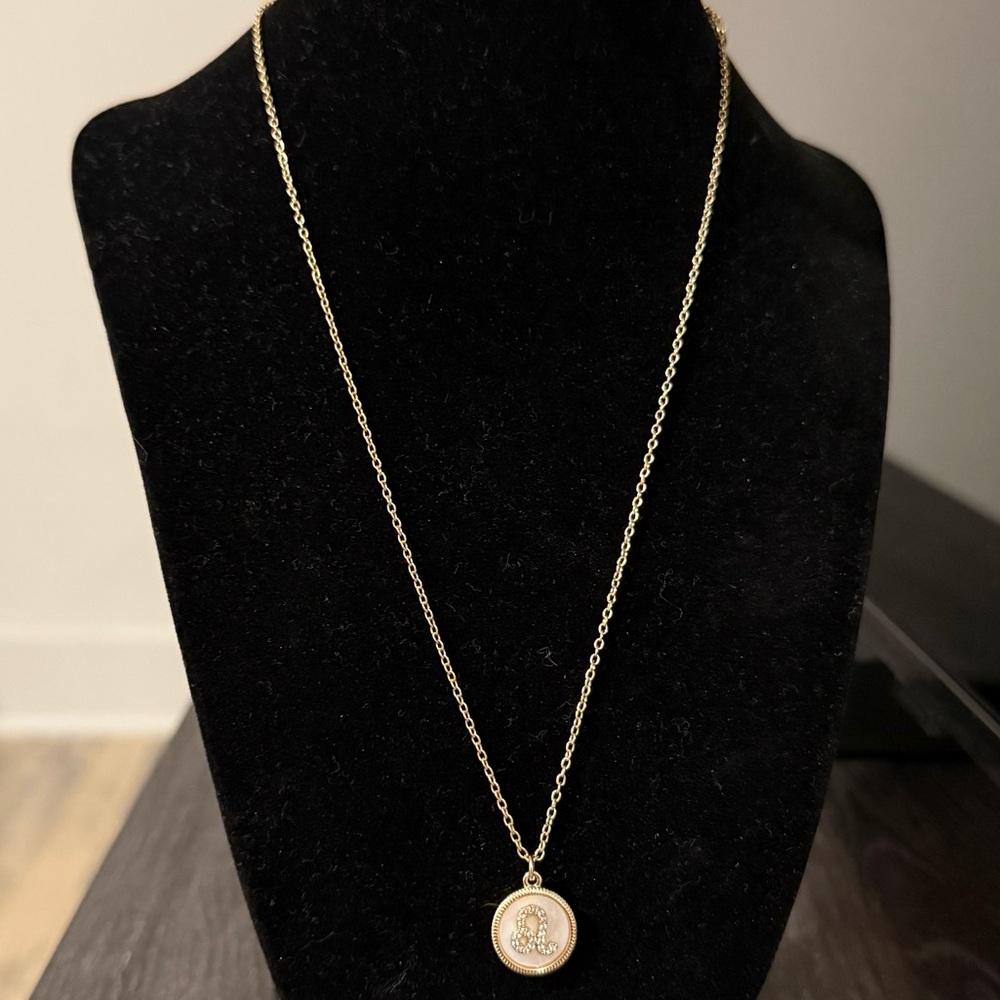 Leo Zodiac Necklace 10”